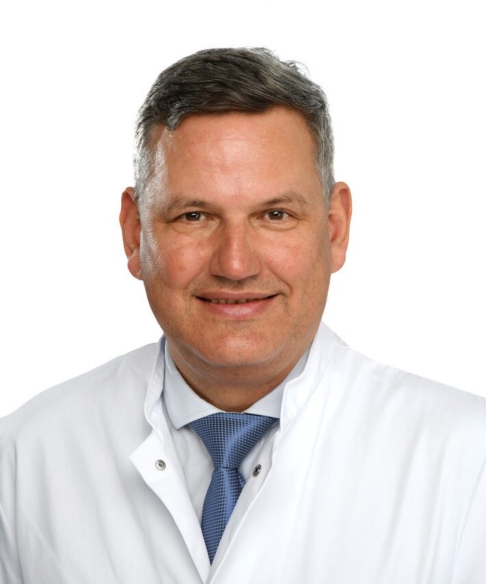Porträt Prof. Dr. Böcker