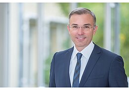 Porträt Prof. Tobias Renkawitz
