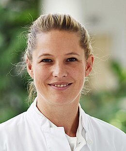 Porträt Dorien Schneidmüller