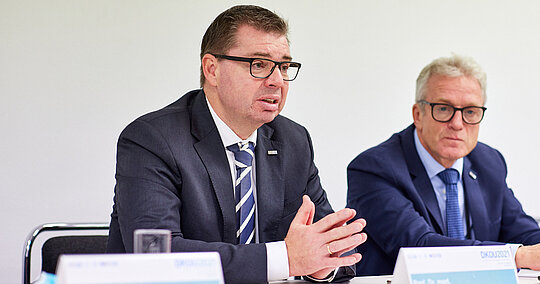 Pressekonferenz DKOU Prof. Dr. Wirtz