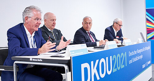 Pressekonferenz DKOU Dr. Flechtenmacher