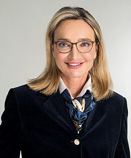Porträt Julia Seifert