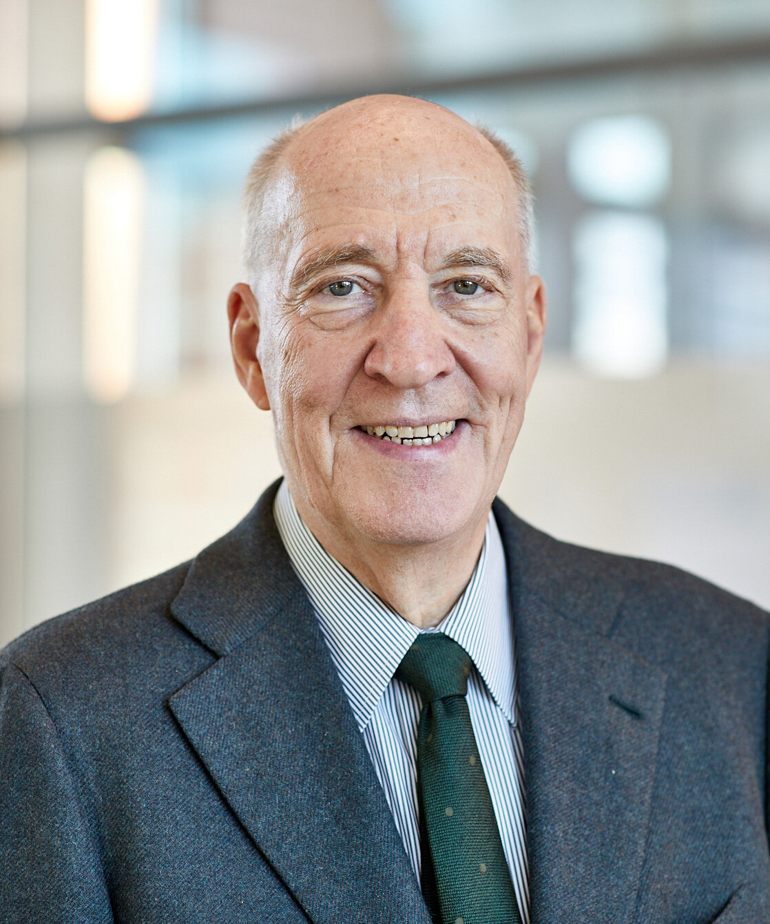 [Translate to Englisch:] Porträt Prof. Dr. Dietmar Pennig