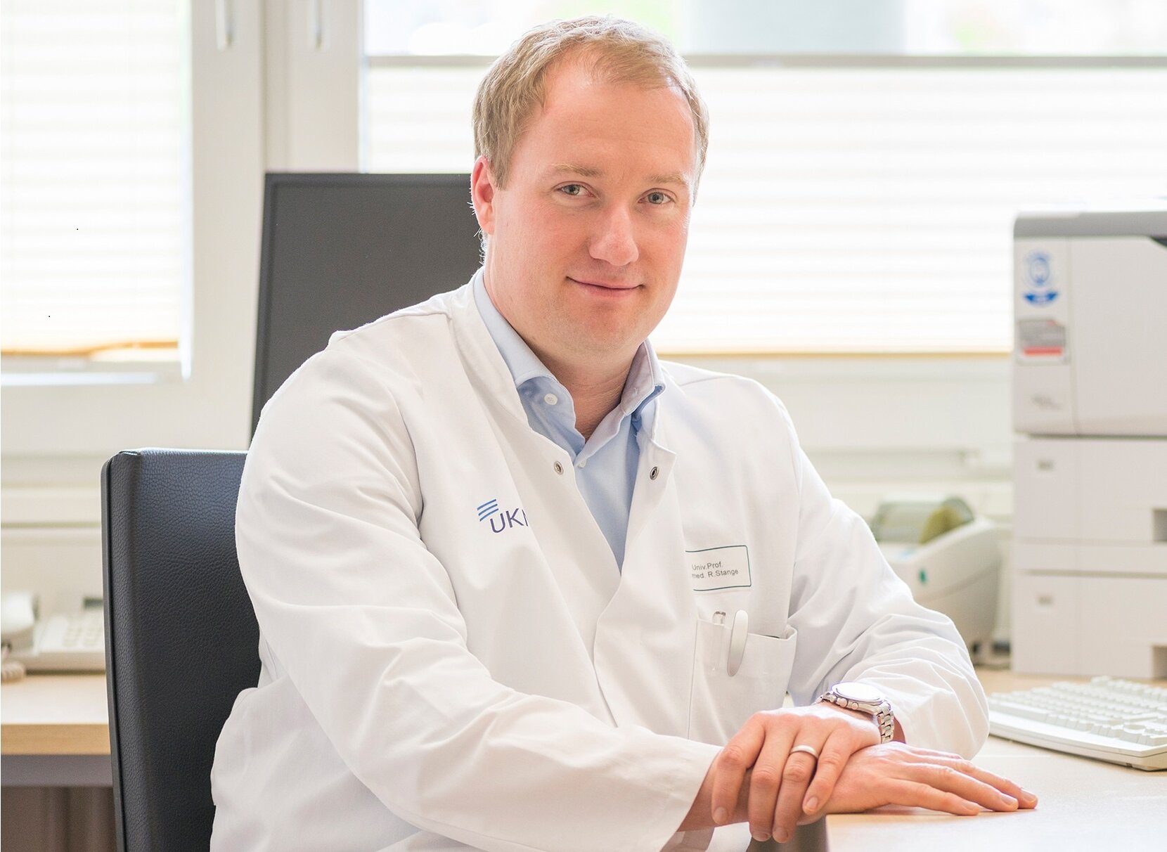Porträt Prof. Dr. Richard Stange