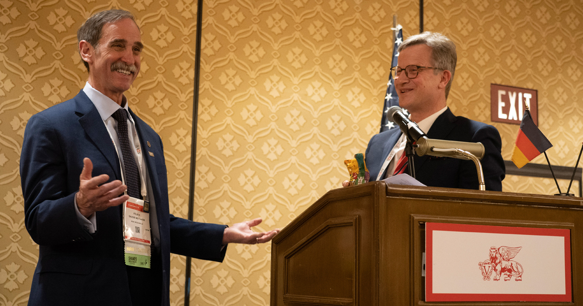 © AAOS/Todd Buchanan